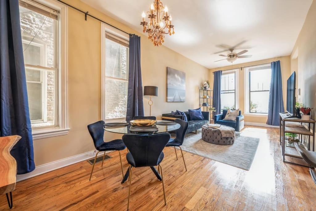 Lovely 2 Bed 3 Miles From Dt W Free Parking Чикаго Экстерьер фото